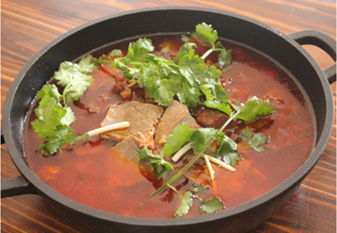 酸汤牛肉火锅